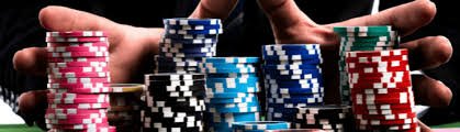Tampilan meja Hood vs Wolf dengan dealer profesional